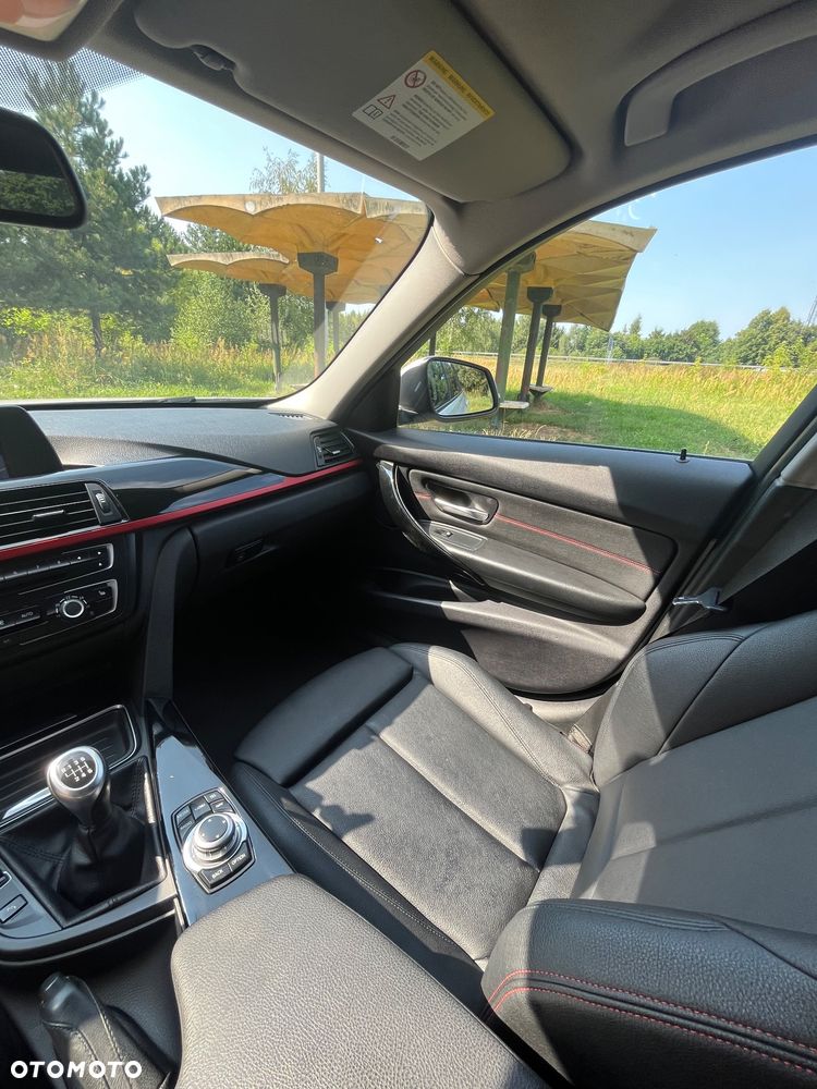 BMW Seria 3 316d M Sport EU6 - 12