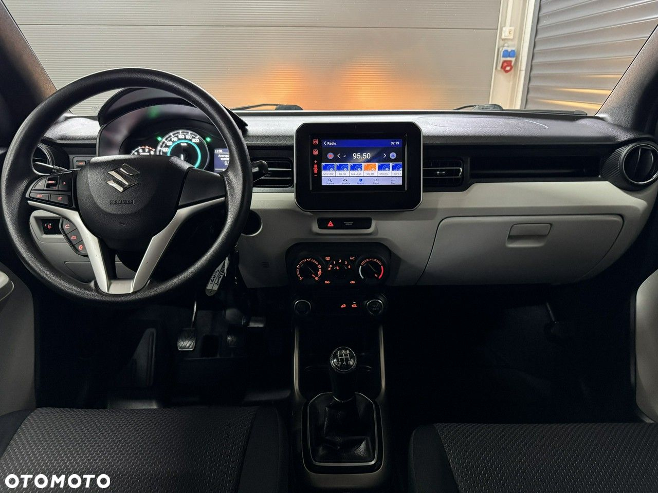 Suzuki Ignis - 12