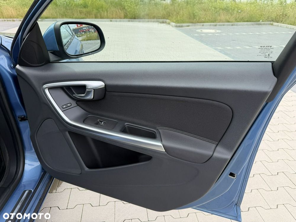 Volvo S60 D4 Kinetic - 30