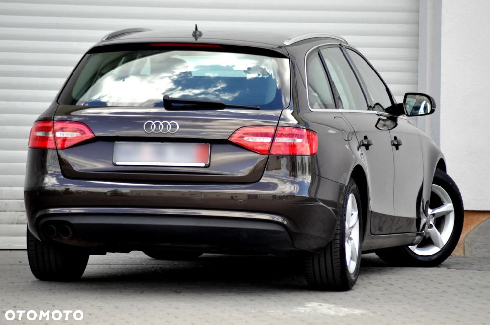 Audi A4 Avant 2.0 TDI DPF Ambiente - 7