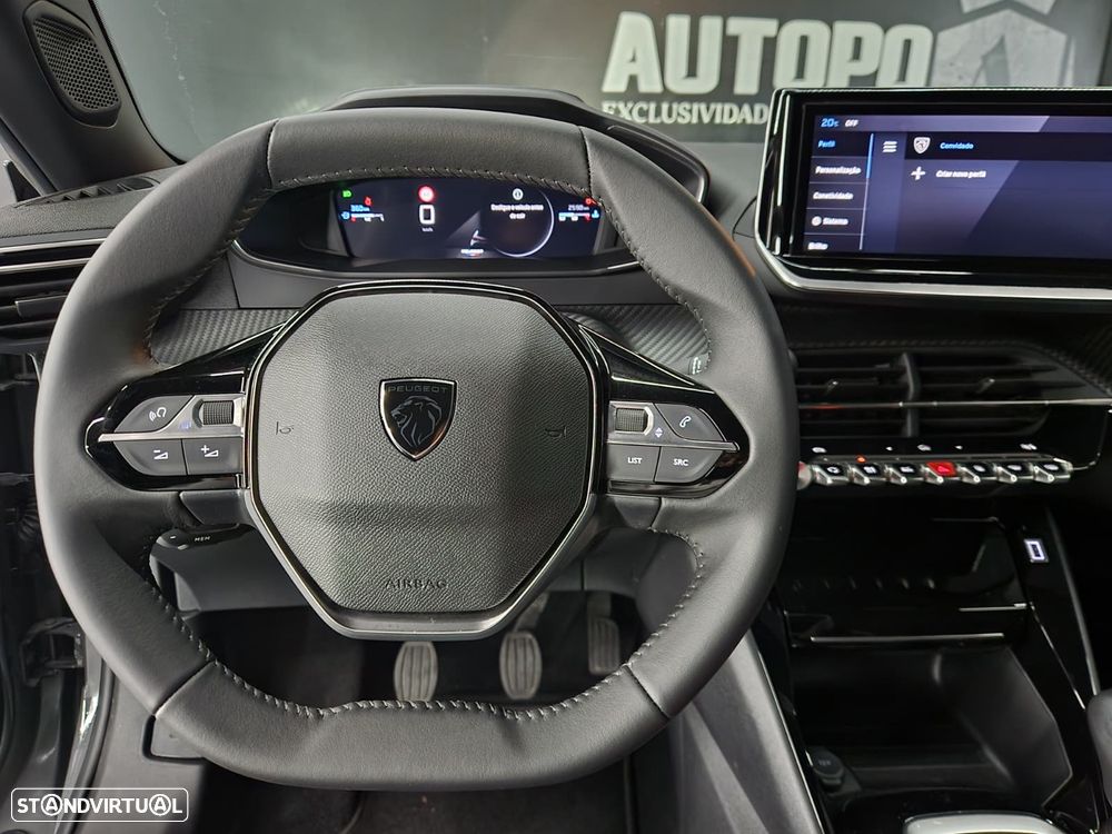 Peugeot 2008 1.2 PureTech Allure - 10
