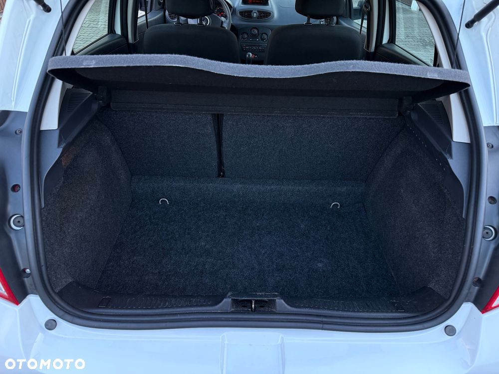 Renault Clio 1.2 16V Expression - 10