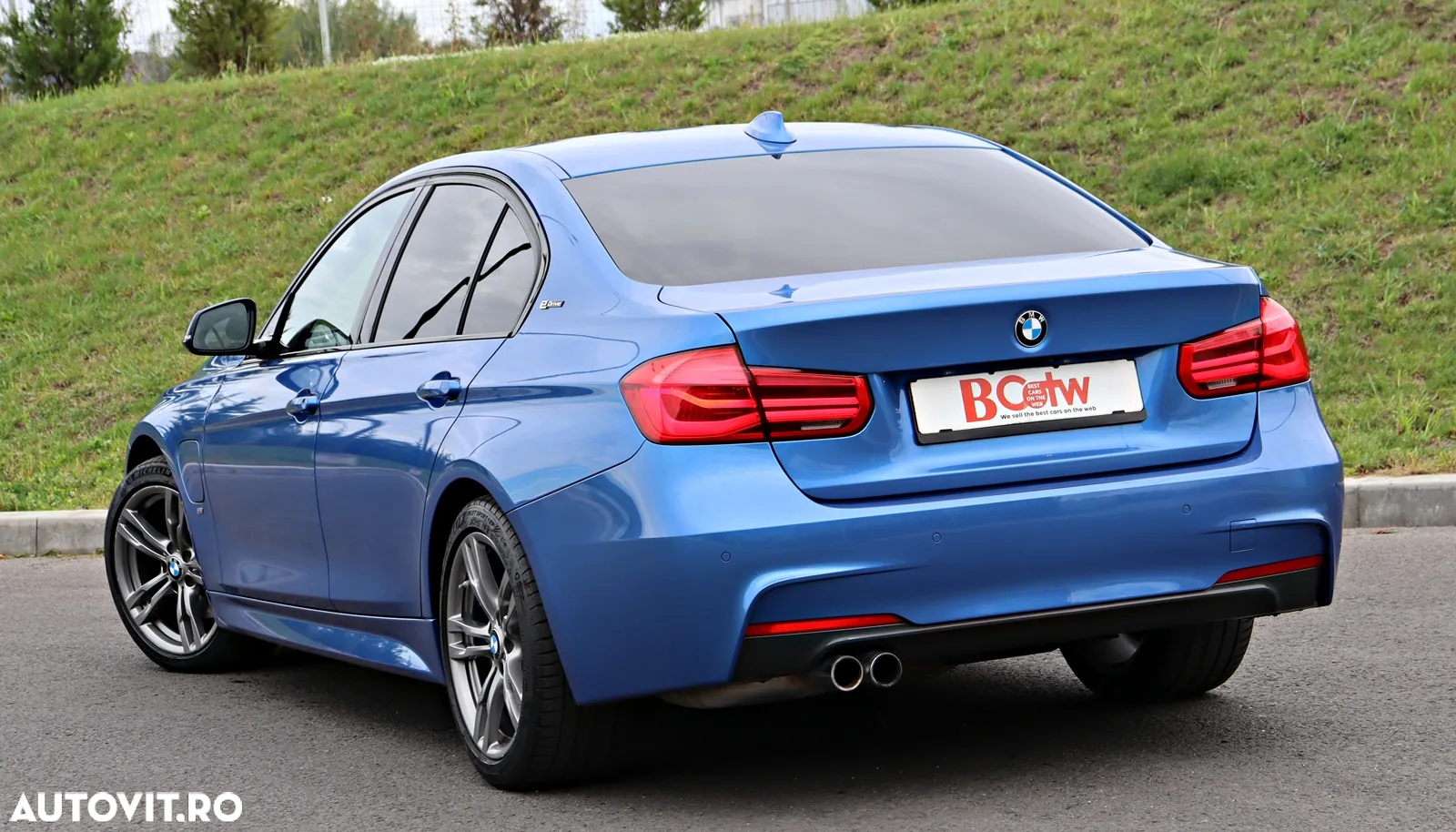 BMW Seria 3 330e iPerformance M Sport - 10