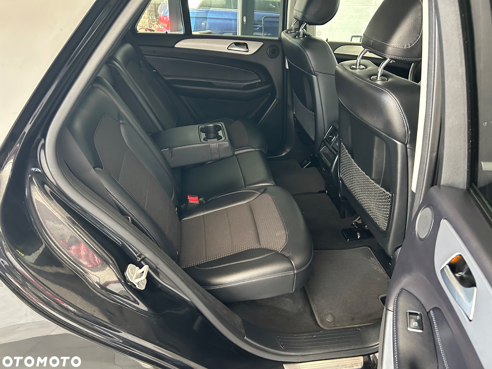 Mercedes-Benz GLE 250 d 4Matic 9G-TRONIC - 28