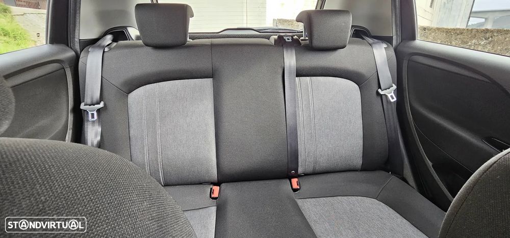 Fiat Punto 1.2 Young II S&S - 17