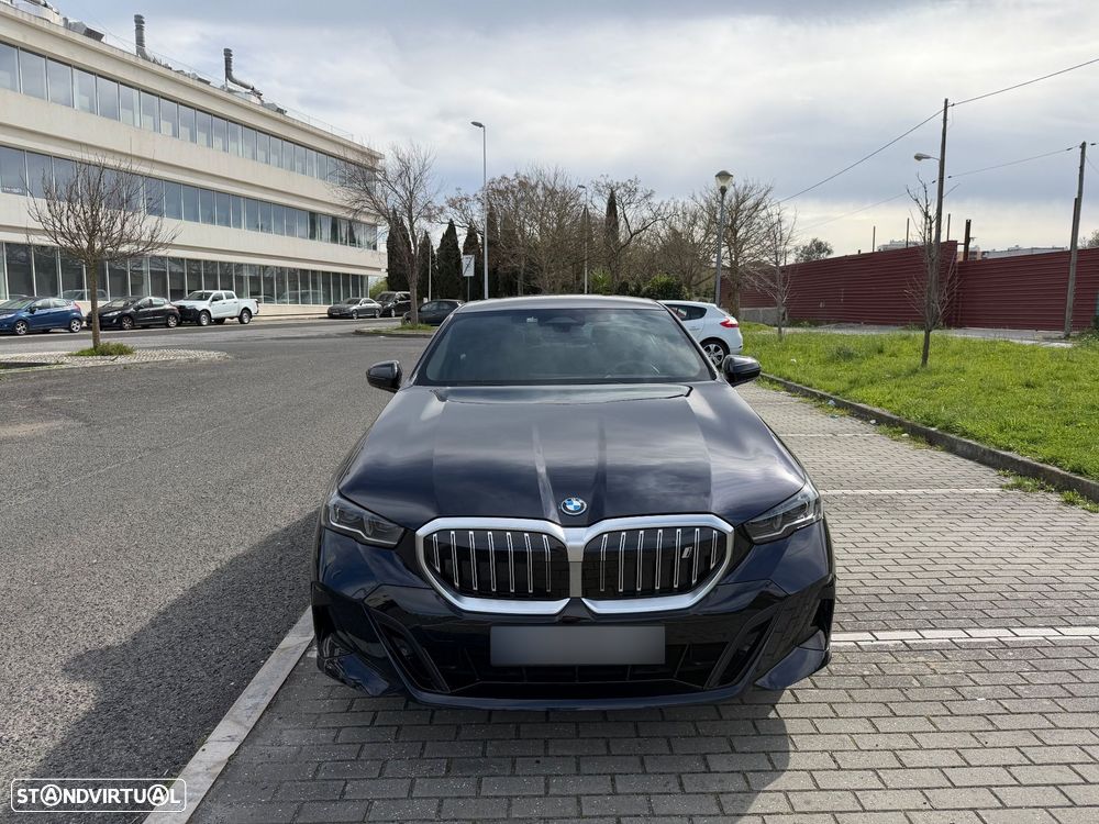 BMW i5 eDrive40 Pack Desportivo M - 1