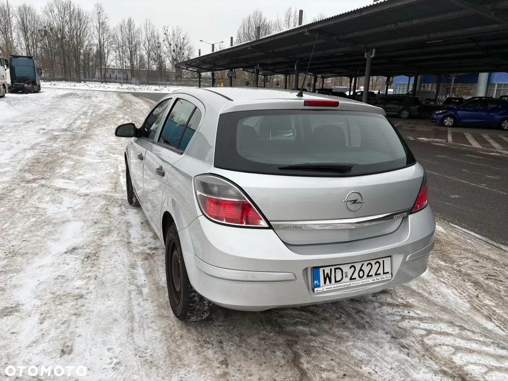 Opel Astra 1.7 CDTI - 7