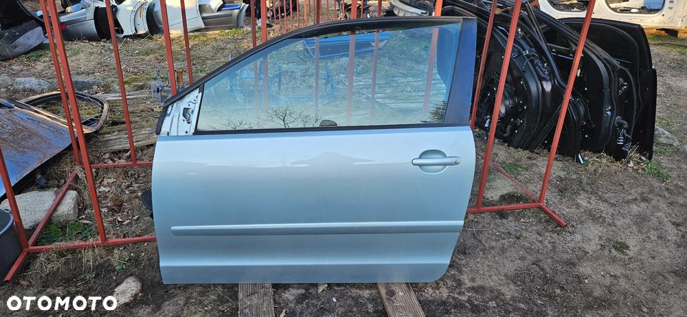 VW Polo 9N IV 4 LIFT 2005- Kompletne drzwi przód lewy Drzwi przednie lewe Wersja 3D 3 drzwi  EUROPA - 1