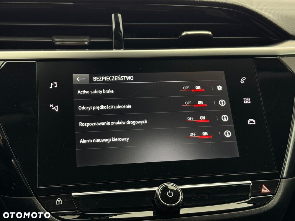 Opel Corsa 1.2 Elegance S&S - 34