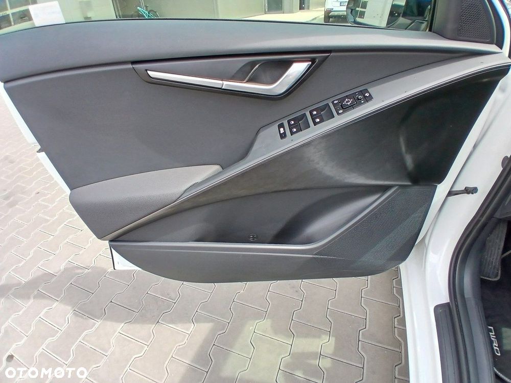 Kia Niro - 26