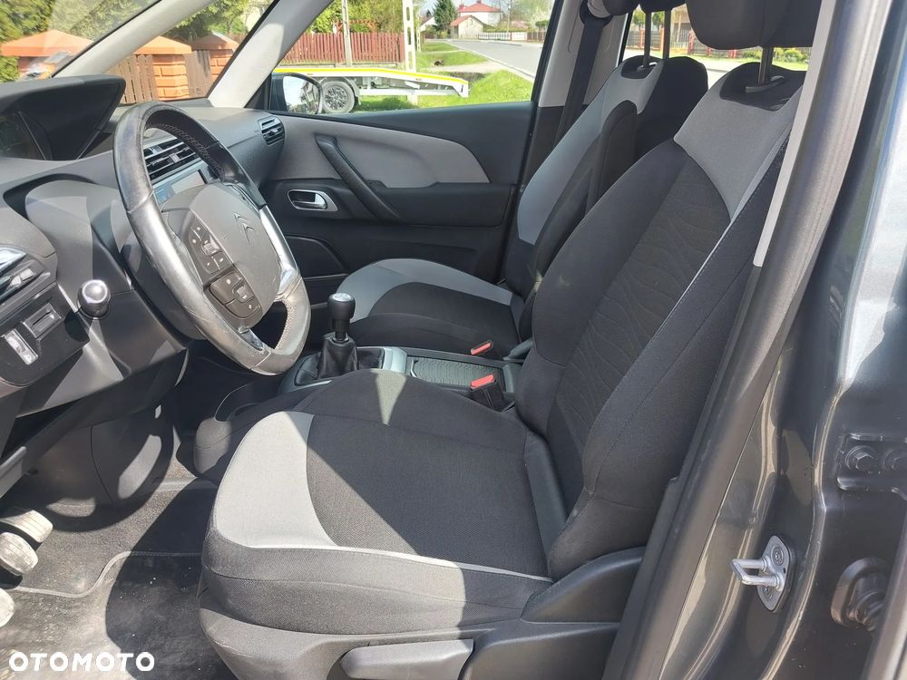 Citroën C4 Picasso - 12