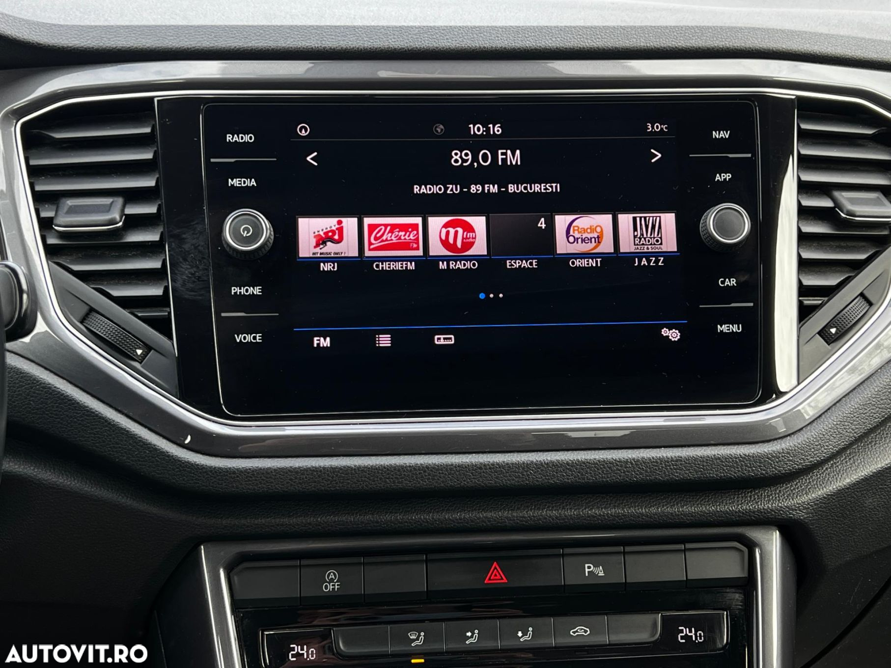Volkswagen T-ROC - 11