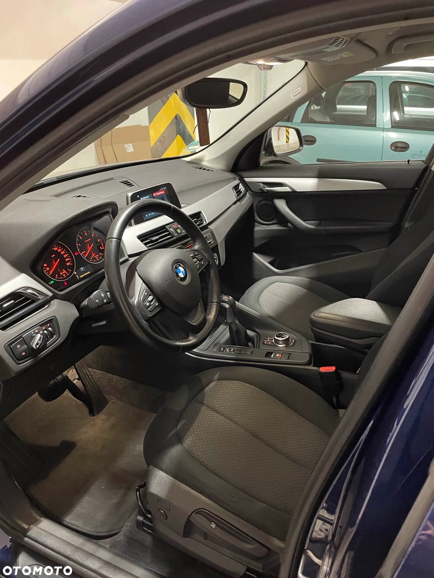 BMW X1 sDrive18d Advantage - 13