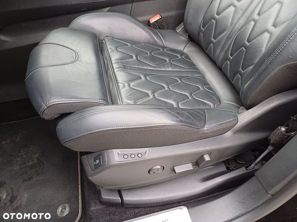 Peugeot 3008 1.2 PureTech GT Pack S&S EAT8 - 11