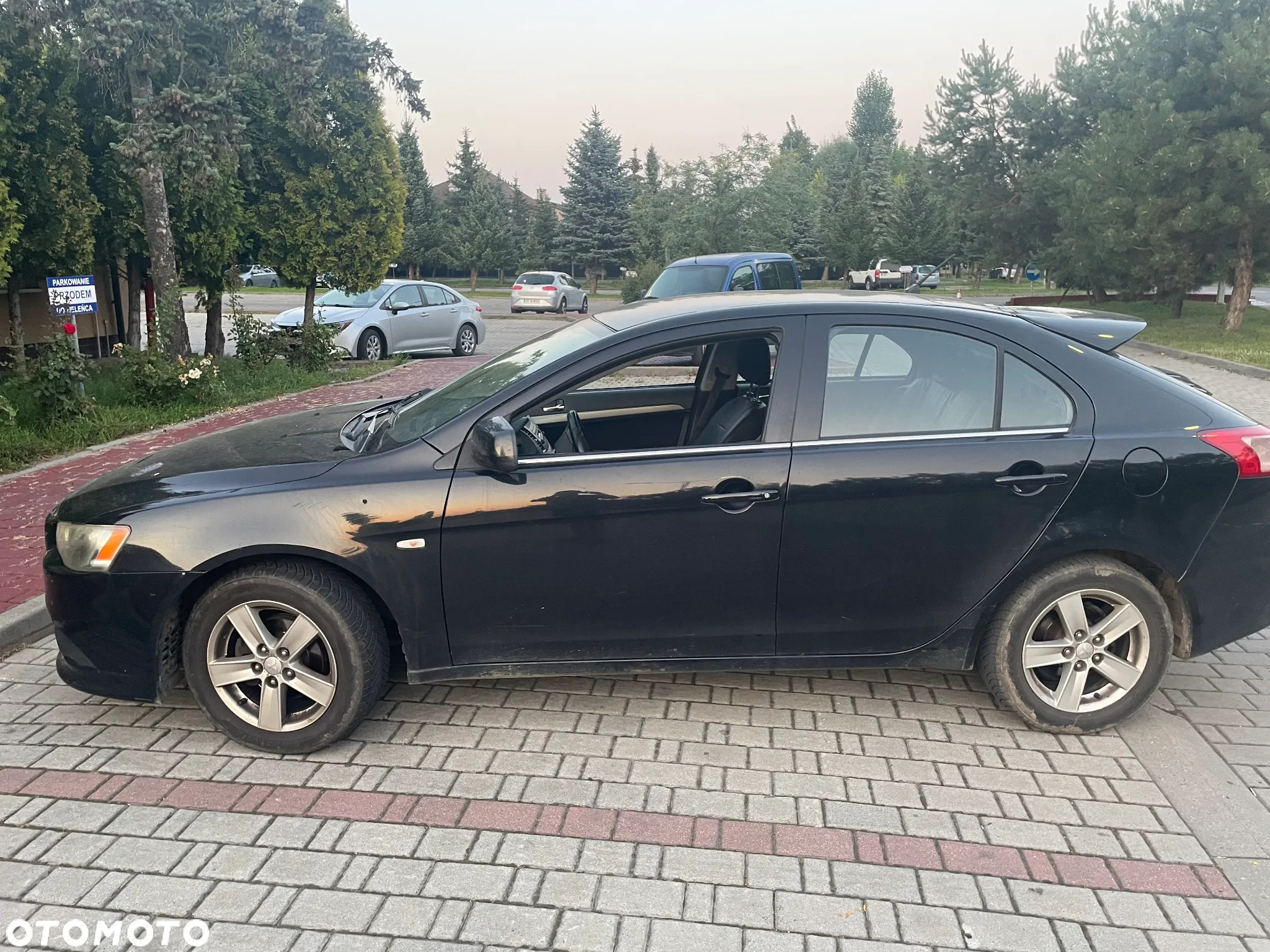 Mitsubishi Lancer - 2