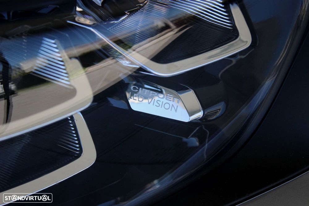 Citroën C3 1.2 PureTech Shine EAT6 - 4