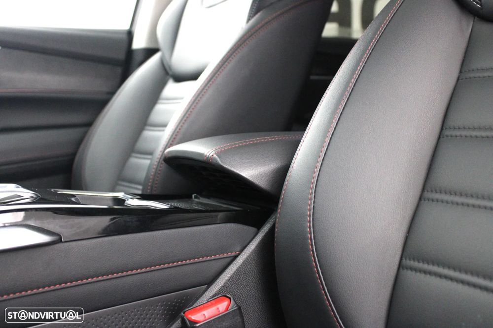 Maxus Euniq 6 Standard - 36