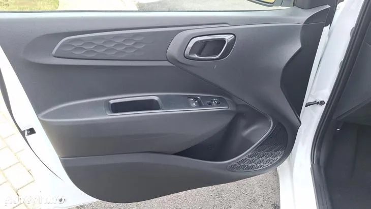 Hyundai i10 - 10