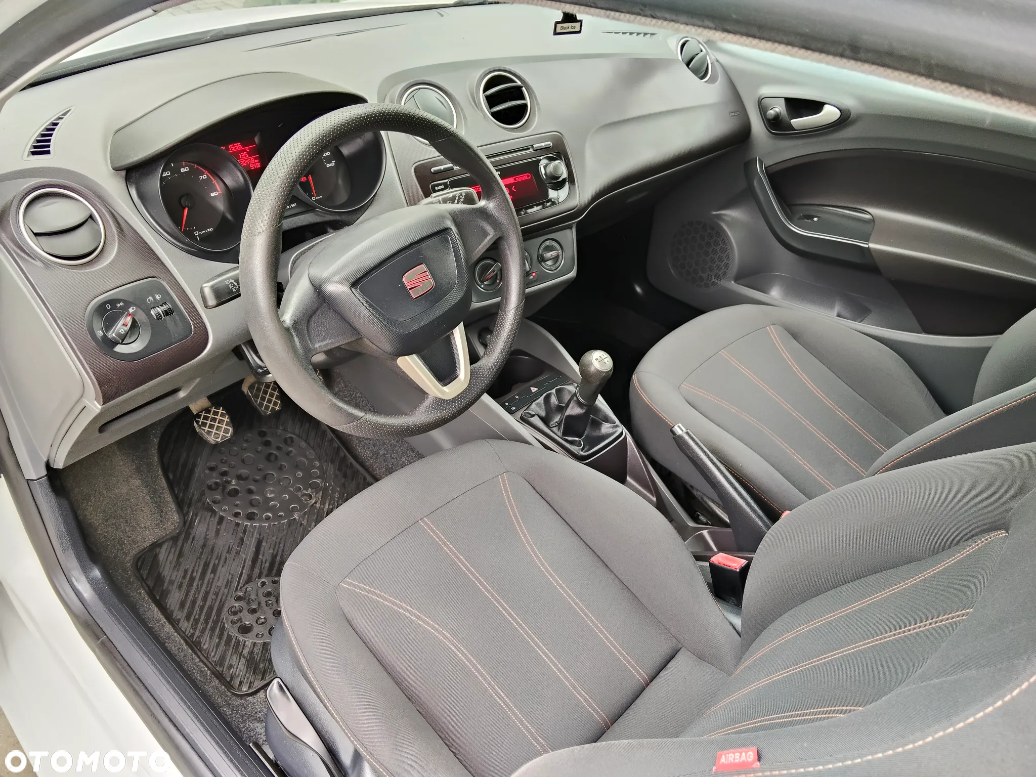 Seat Ibiza 1.2 12V Style - 25