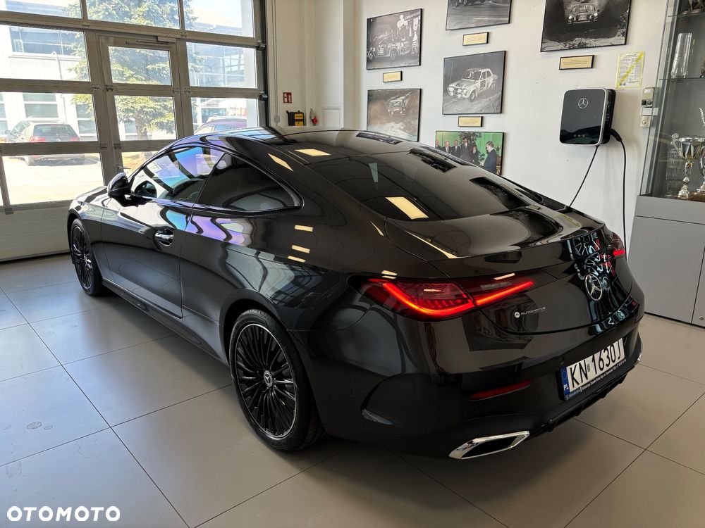 Mercedes-Benz CLE 300 mHEV 4-Matic AMG Line - 4