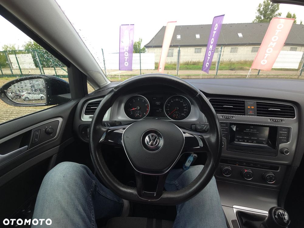 Volkswagen Golf 1.2 TSI BMT Trendline - 31