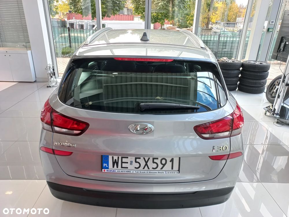 Hyundai i30 1.5 DPI Classic + - 9