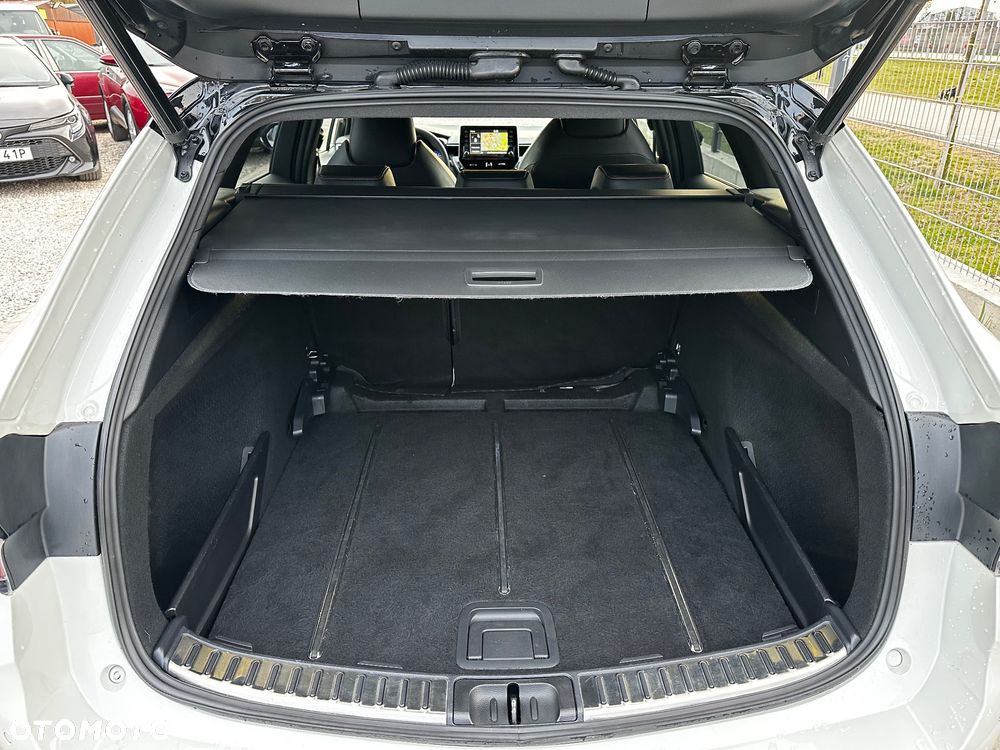 Toyota Corolla 1.8 Hybrid GR Sport - 25