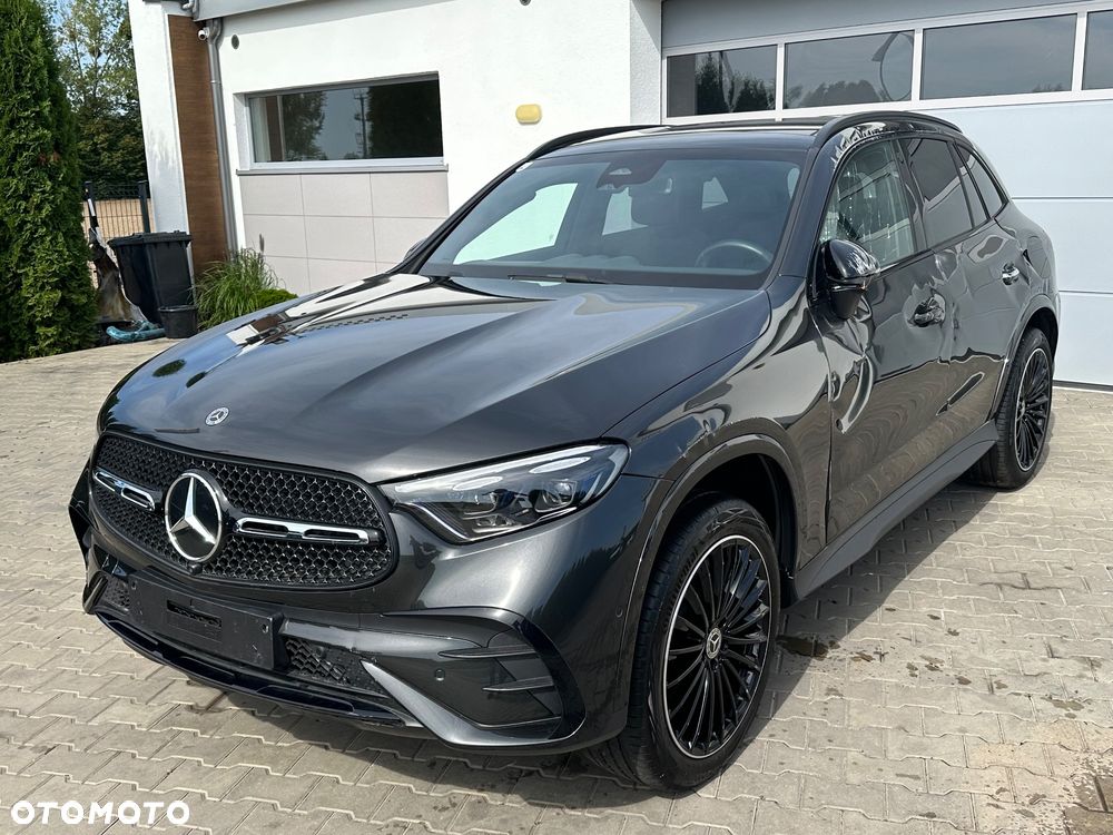 Mercedes-Benz GLC 300 e 4Matic 9G-TRONIC AMG Line - 7