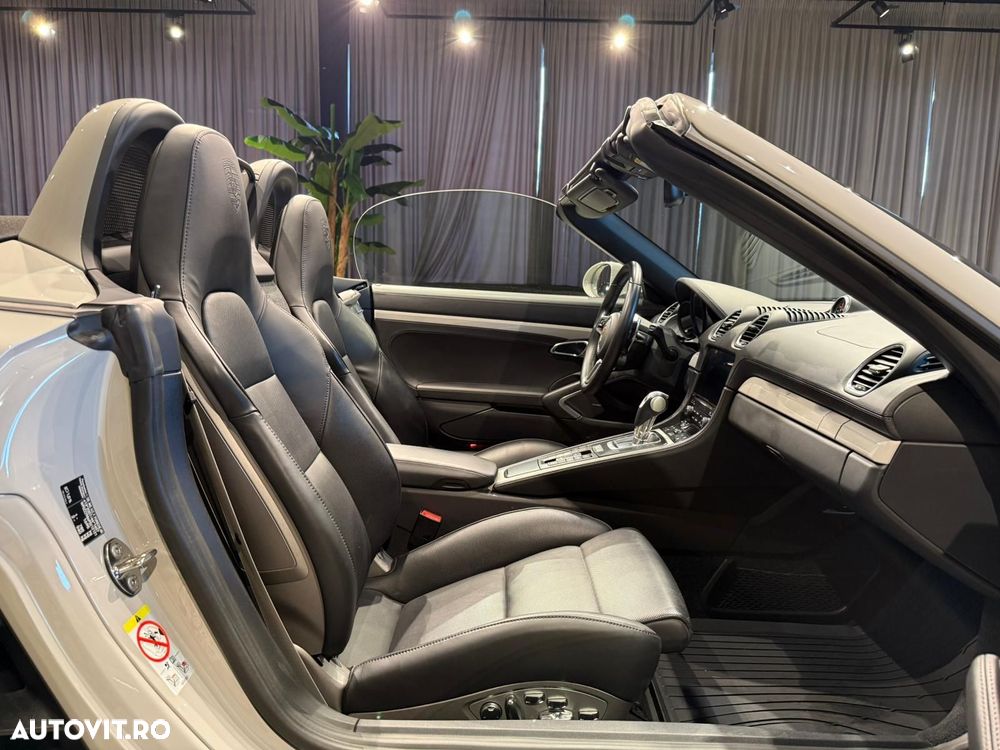 Porsche Boxster - 33