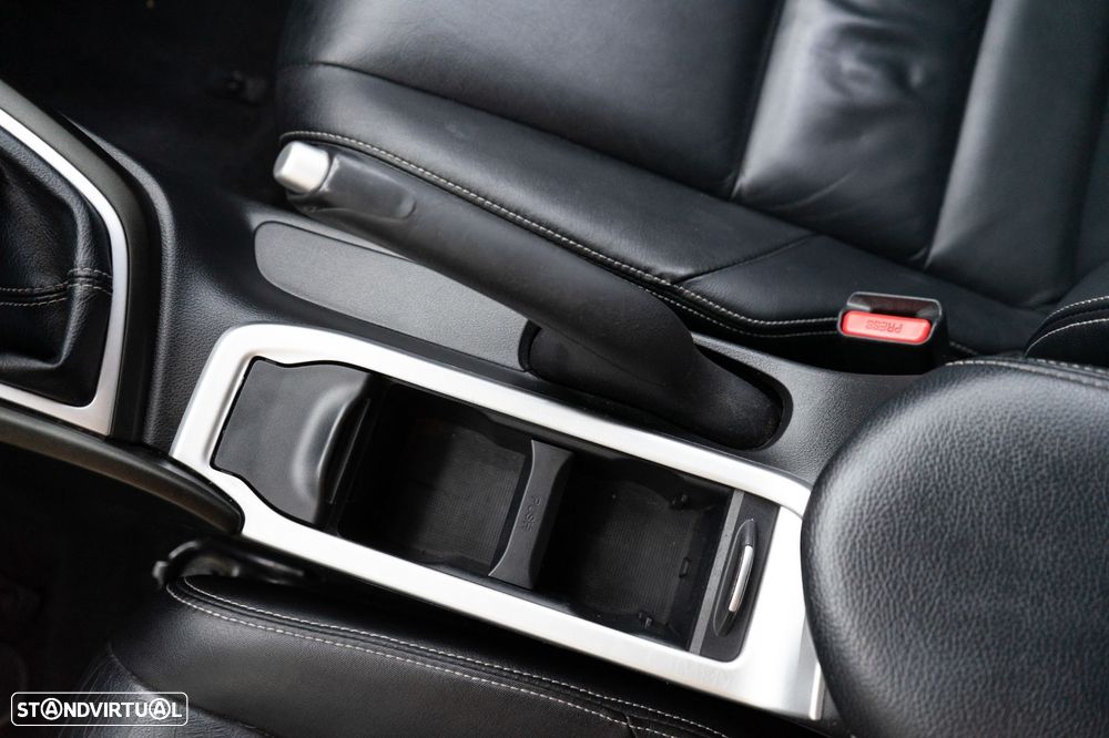 Honda Civic Tourer 1.6 i-DTEC Comfort Navi — fotografia 23
