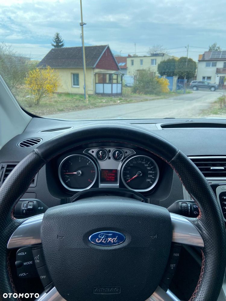 Ford Kuga 2.0 TDCi Titanium - 25