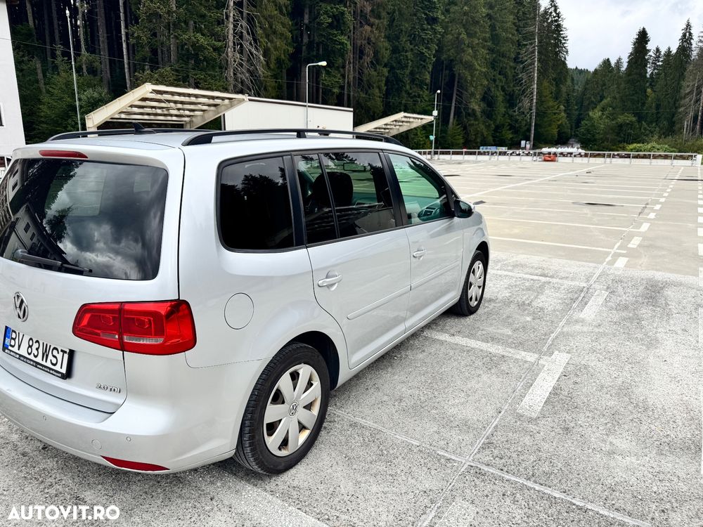 Volkswagen Touran 2.0 TDI DSG Highline - 6