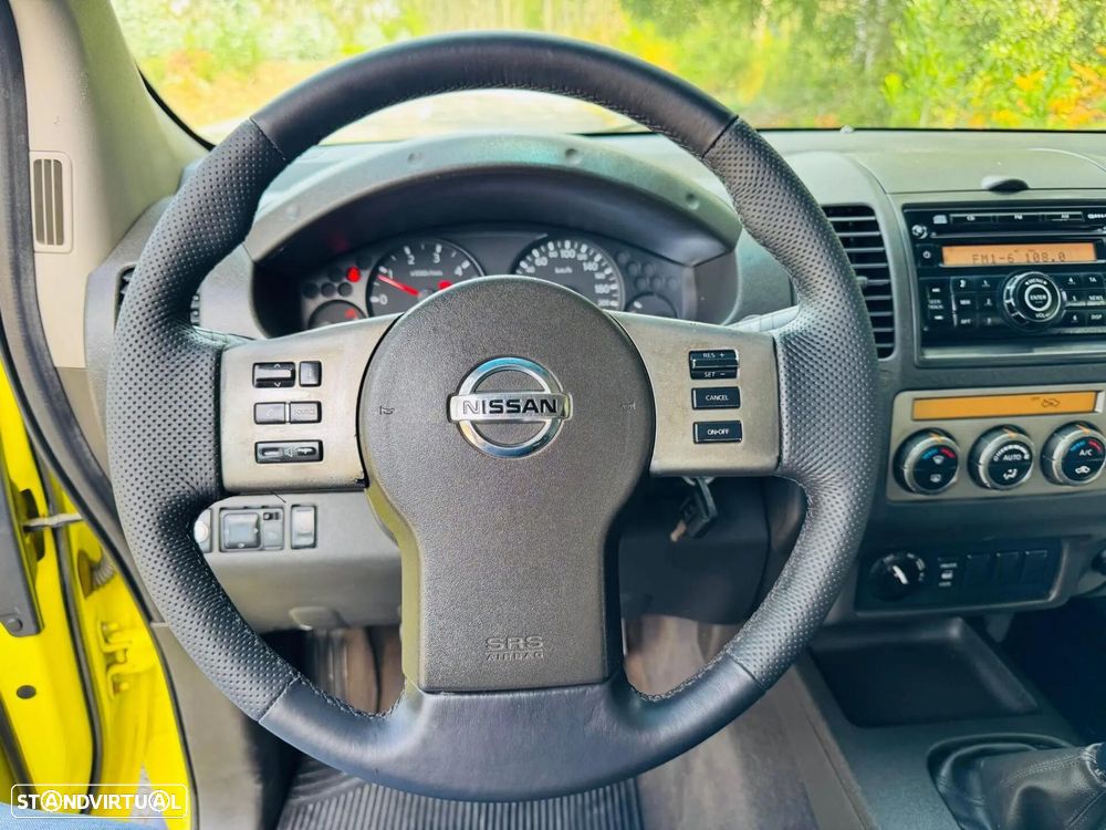 Nissan Navara 2.5 dCi CD SE Eastpak - 26
