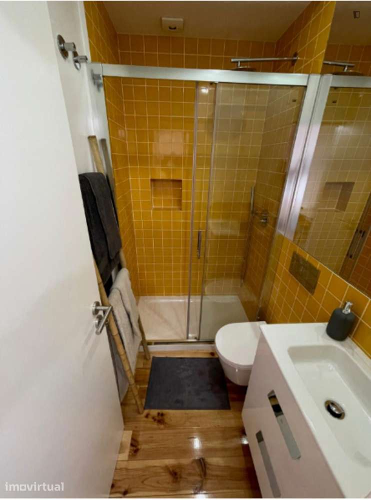 Quarto - localizado em Sete Rios Lisbon - Grande imagem: 5/8