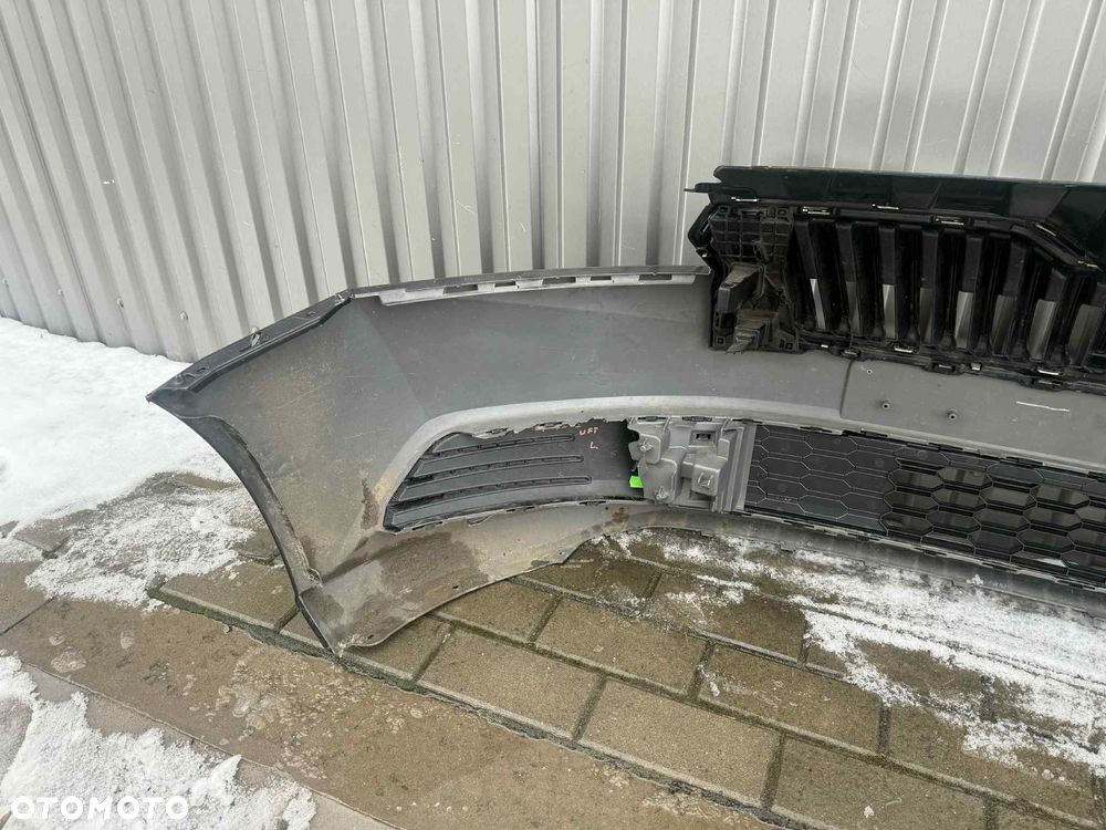 Skoda Fabia III Lift Zderzak Przód Przedni 18-21 Kolor: LF9R - 9