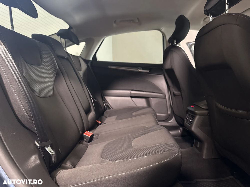 Ford Mondeo 2.0 - 13