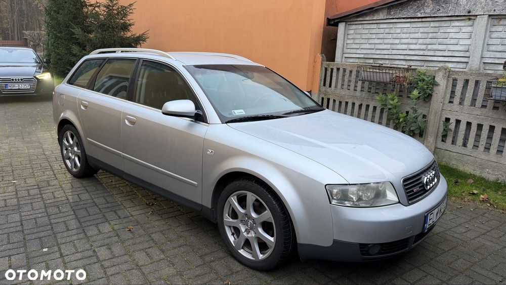 Audi A4 Avant - 1
