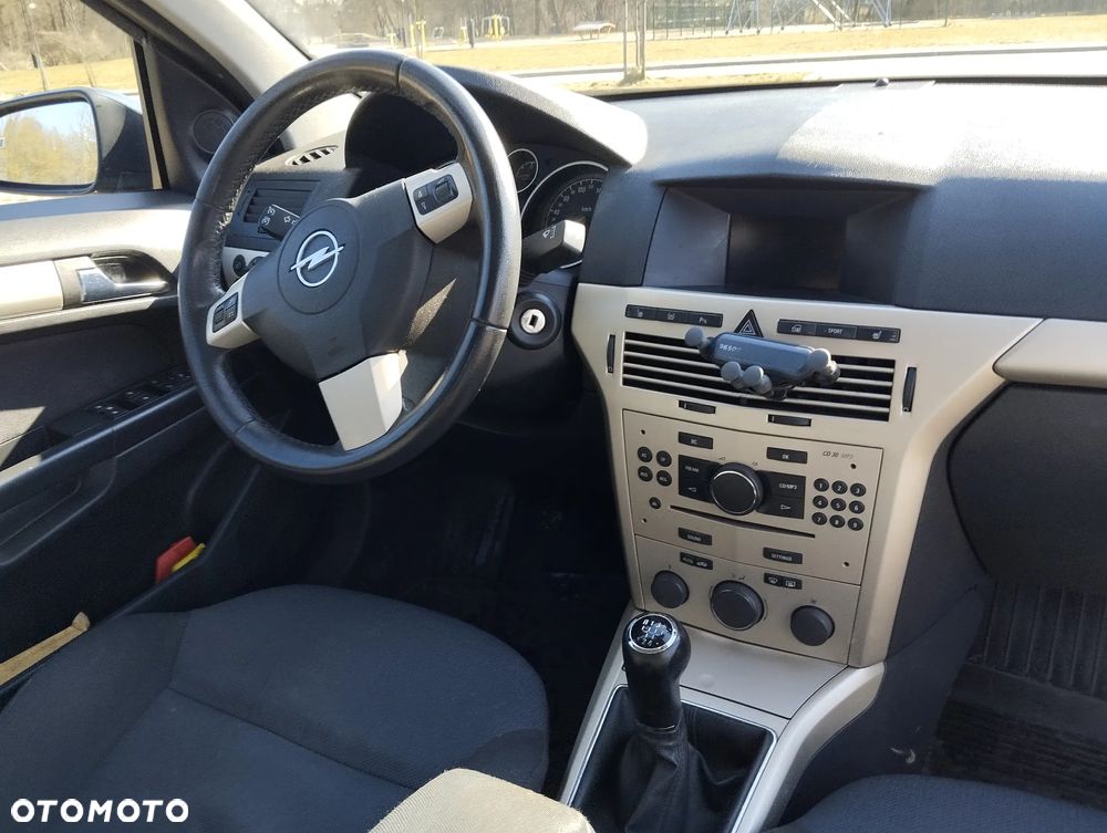 Opel Astra 1.6 Cosmo - 9