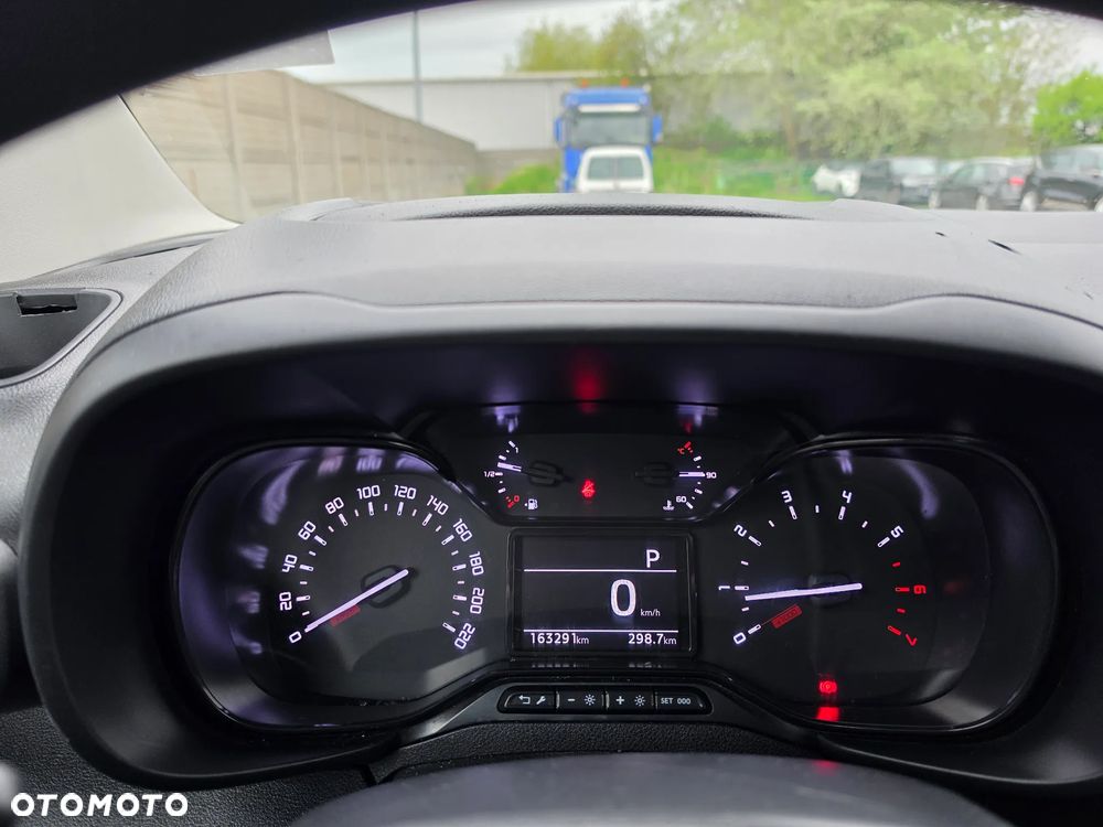 Toyota Proace City - 12