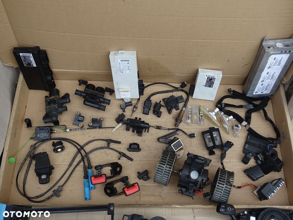 BMW E61 E60 PANEL ZAWÓR OGRZEWANIA PŁYNU NAGRZEWNICY WEBASTO - 2