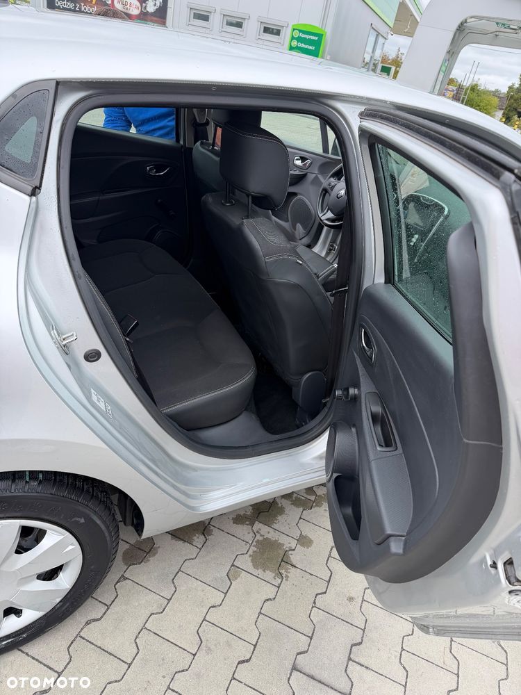 Renault Clio 1.2 16V Business - 25