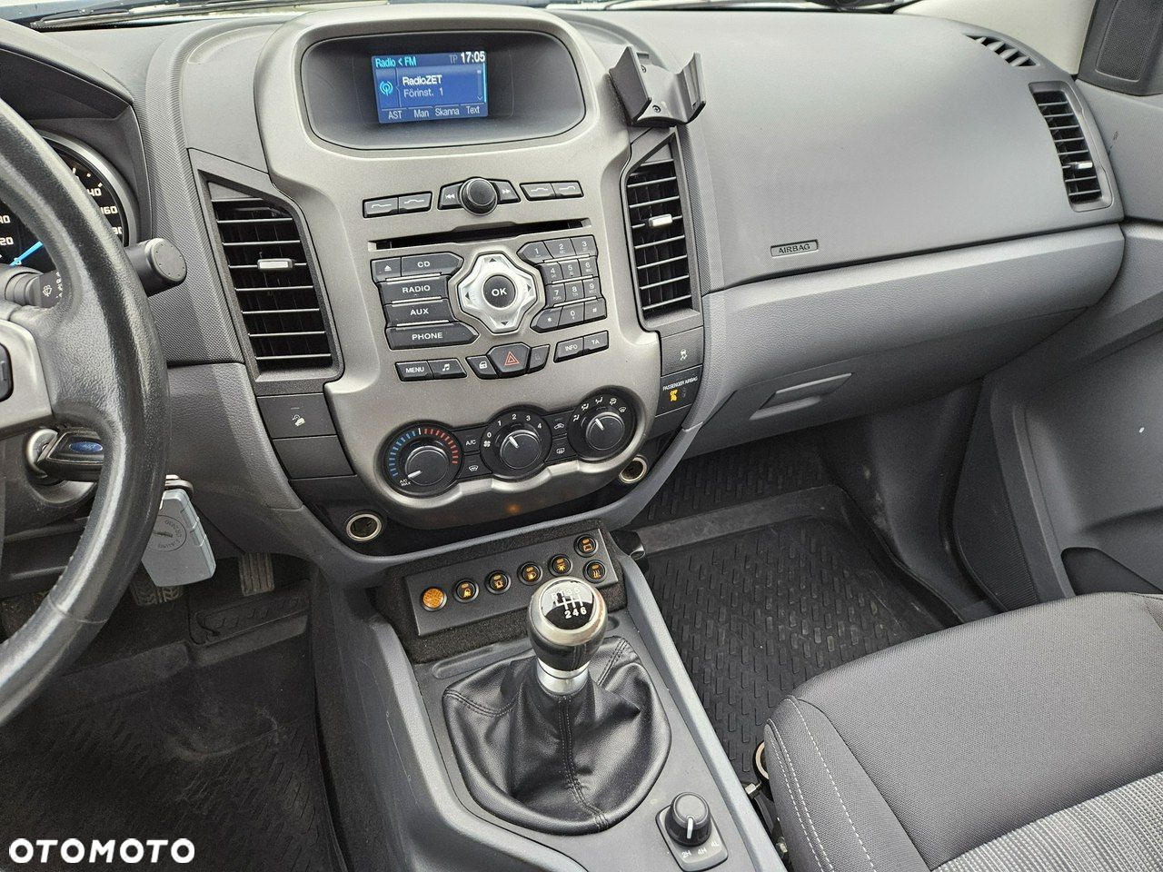 Ford Ranger - 36
