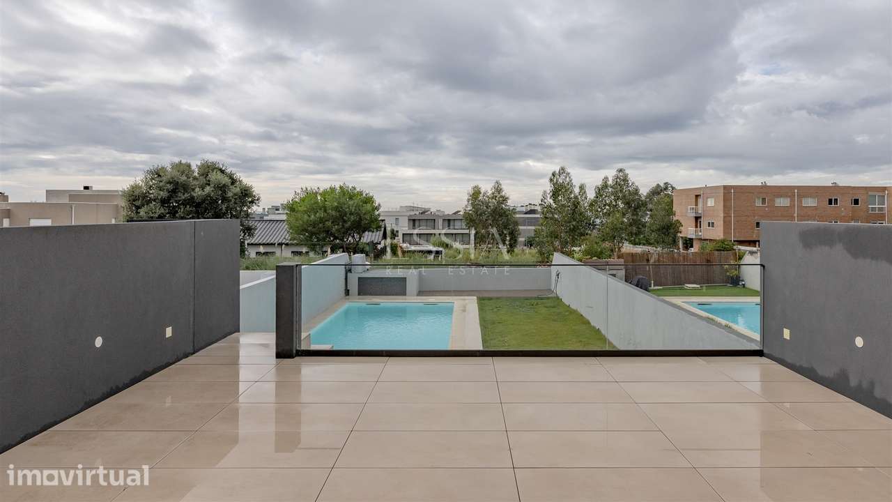 Moradia T4 com Vista Mar e Piscina - Grande imagem: 4/54