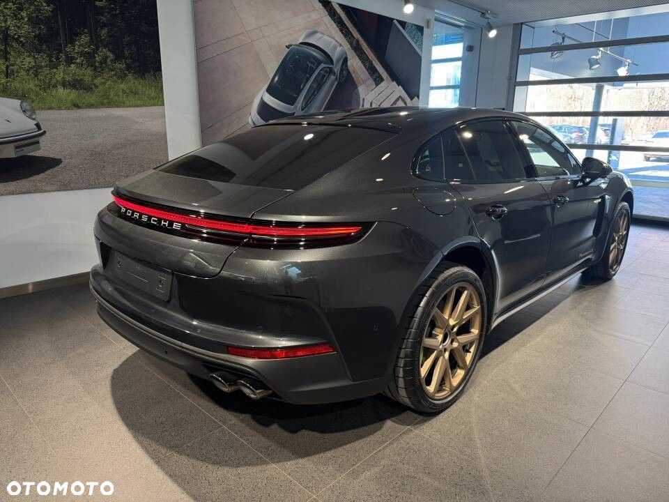 Porsche Panamera 4S E-Hybrid PHEV - 8