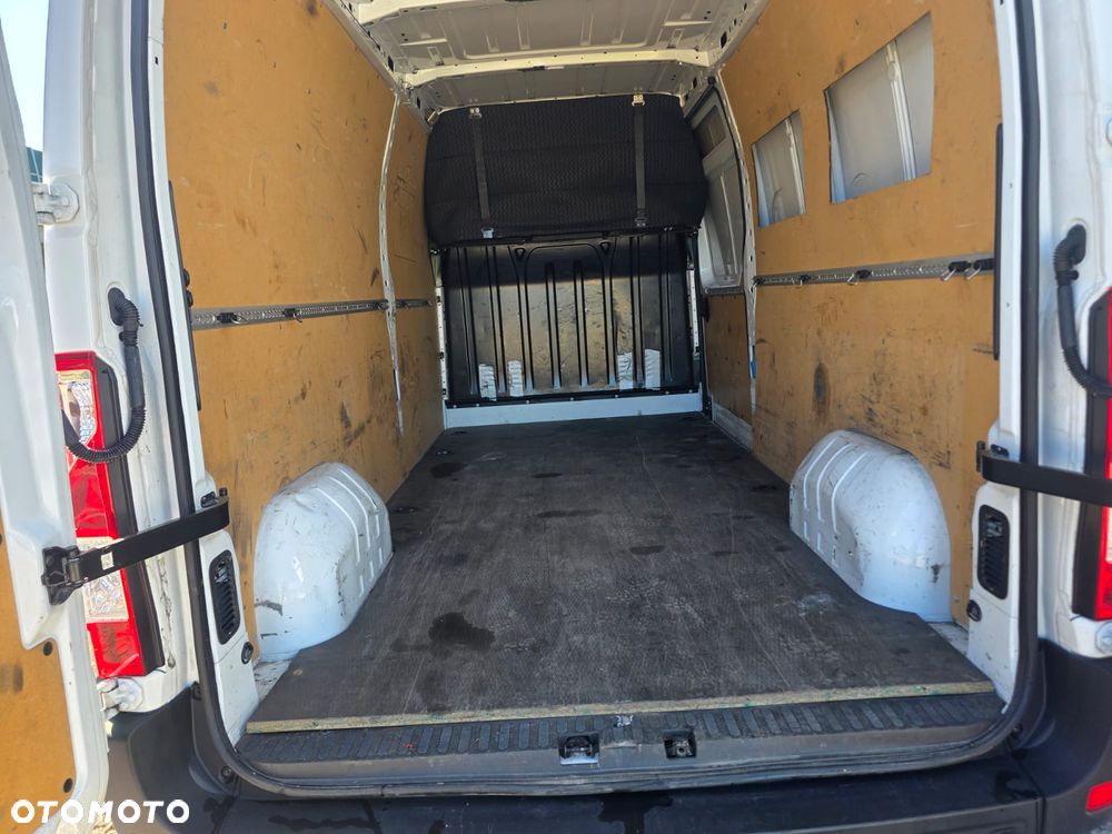 Renault Master - 12