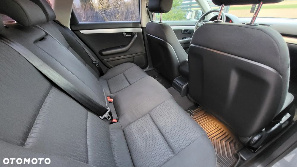 Audi A4 Avant 1.8 T - 15