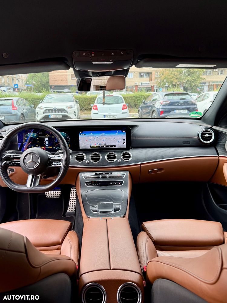 Mercedes-Benz E - 11