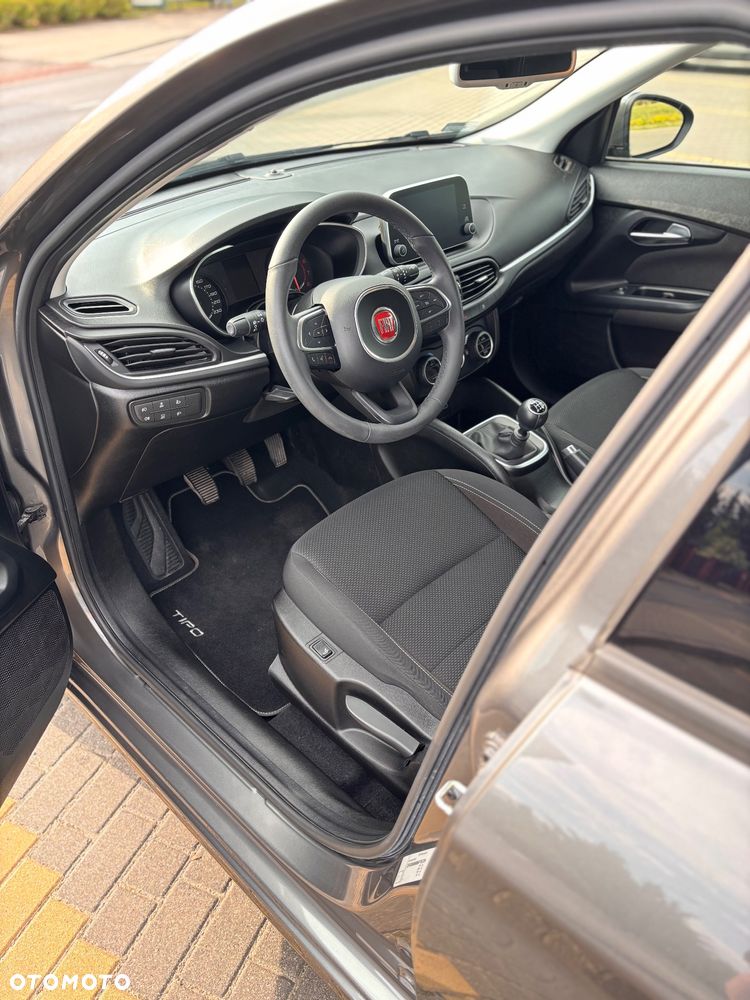 Fiat Tipo 1.4 16v Lounge EU6d - 7