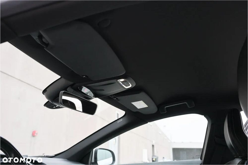 Volvo V40 D2 Geartronic RDesign - 10