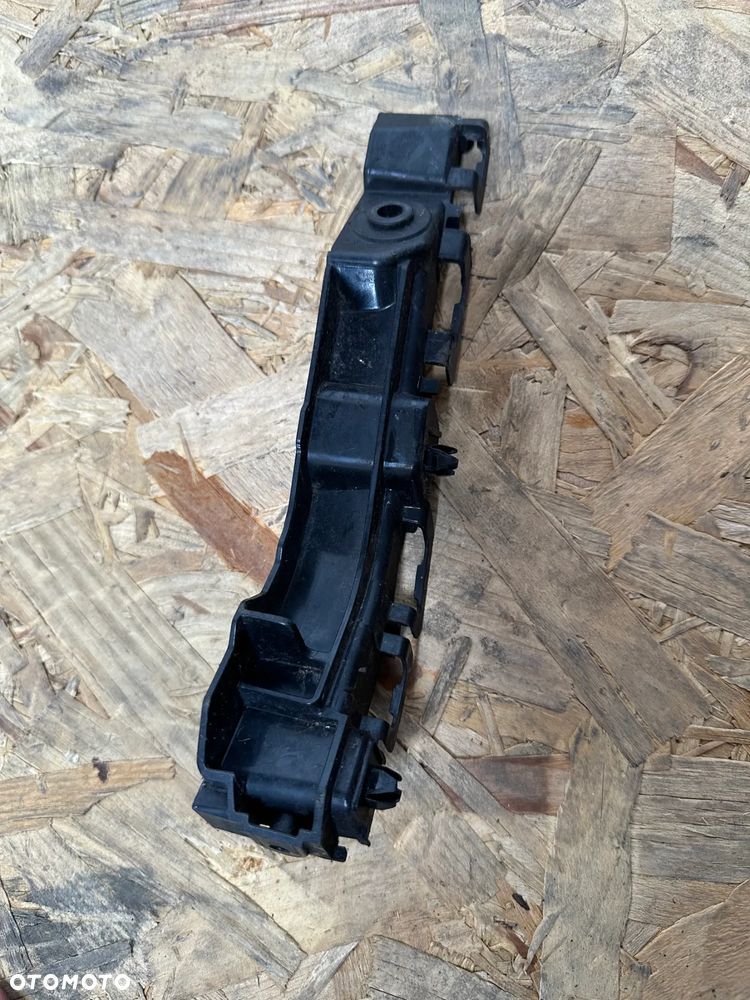 ŚLIZG MOCOWANIE ZDERZAKA PRAWE SUZUKI ALTO 09-14 71731-68K00 - 2